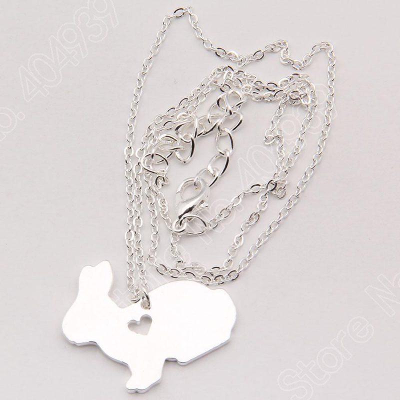 Collier Et Pendentif Peter Rabbit