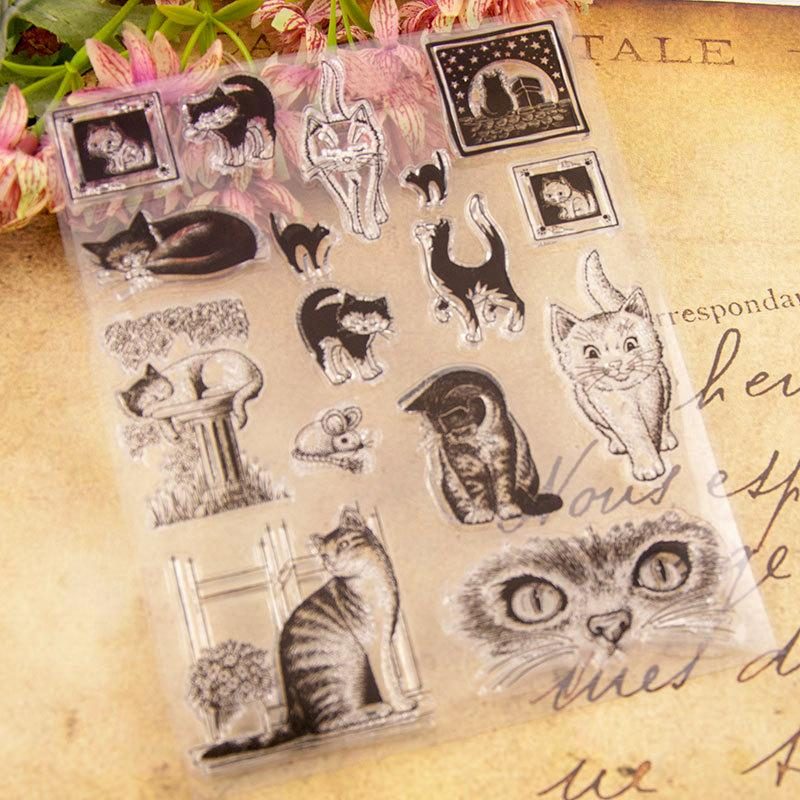 Timbres Clairs De Chat Mignon